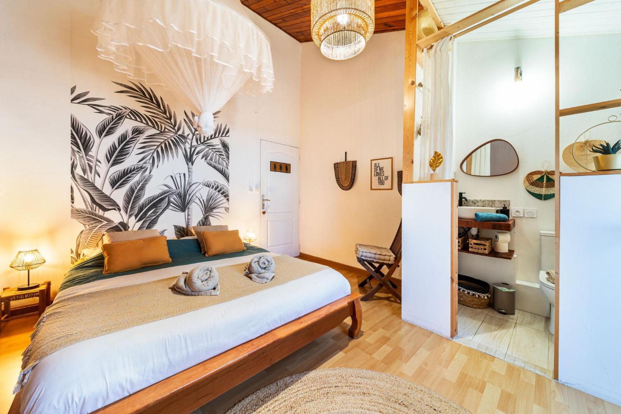 سانت بيير Les Baroudeurs Hostel المظهر الخارجي الصورة