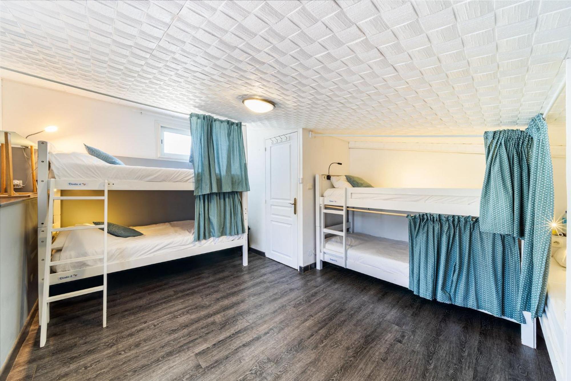 سانت بيير Les Baroudeurs Hostel المظهر الخارجي الصورة